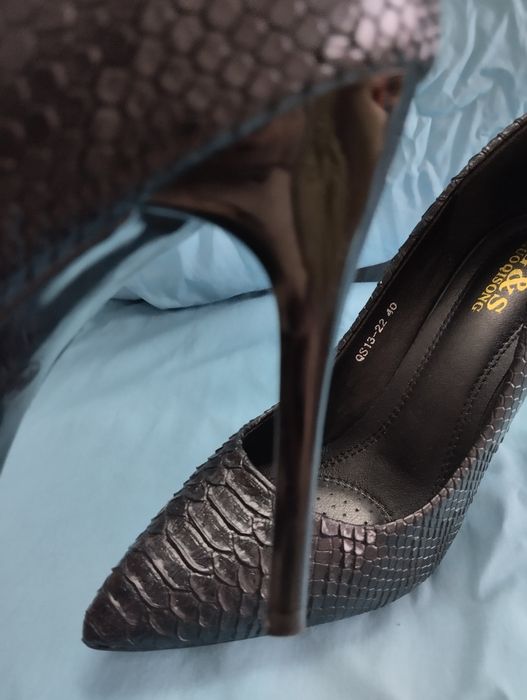 Продам классные туфли