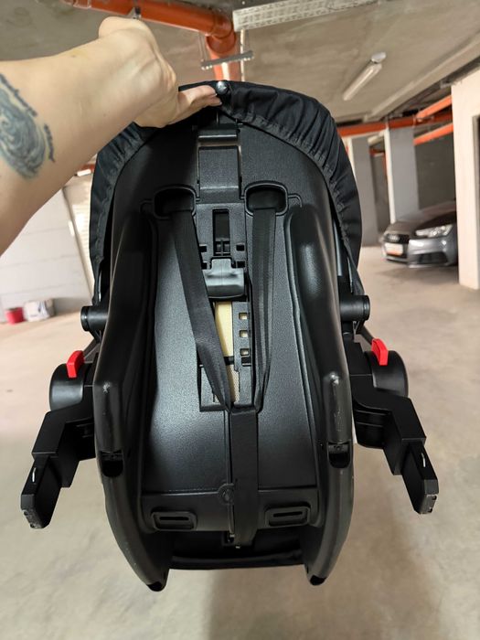 Столче за кола Moni