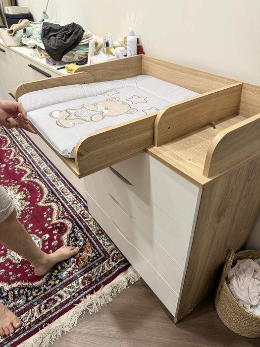 Пеленальный столик / комод