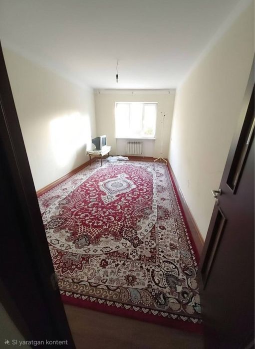 Срочно продаються 3 х комн кварт в Самарканд в массиве Карасув