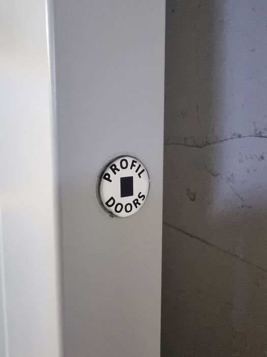 Продам двери межкомнтьные б/у. 70×200