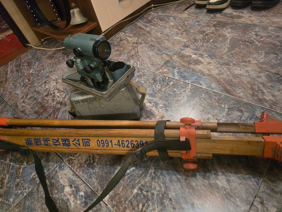 Продам нивелир оптический