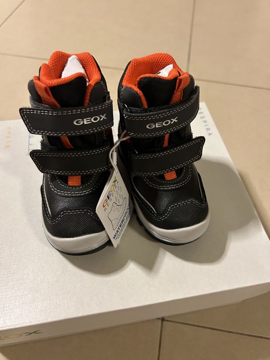 Нови детски ботушки Geox-21 номер