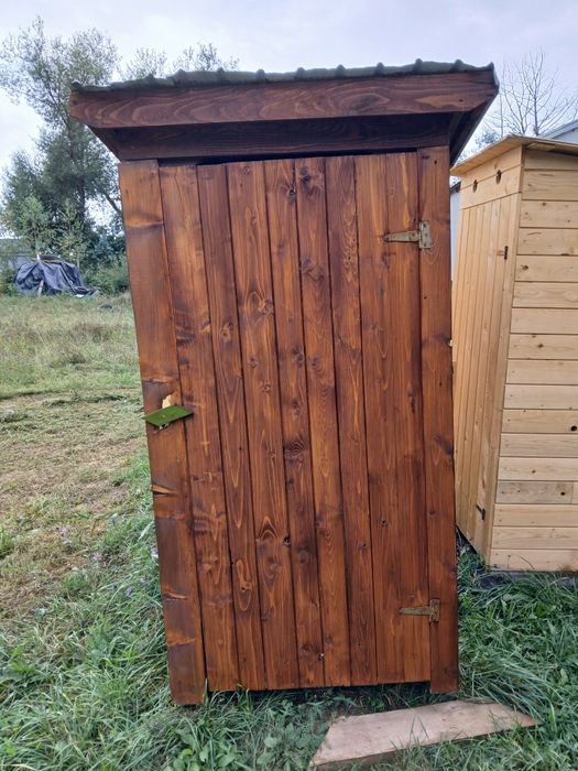 Veceu lambriu gradina wc