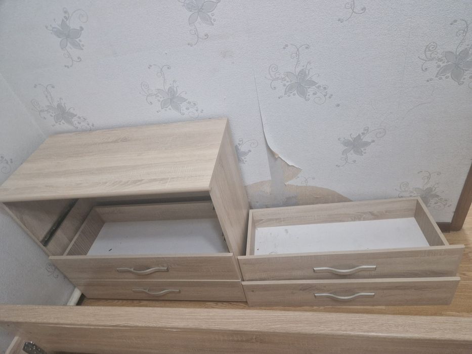 Спальный гарнитур