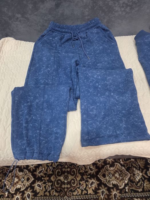 Спортивный костюм продам