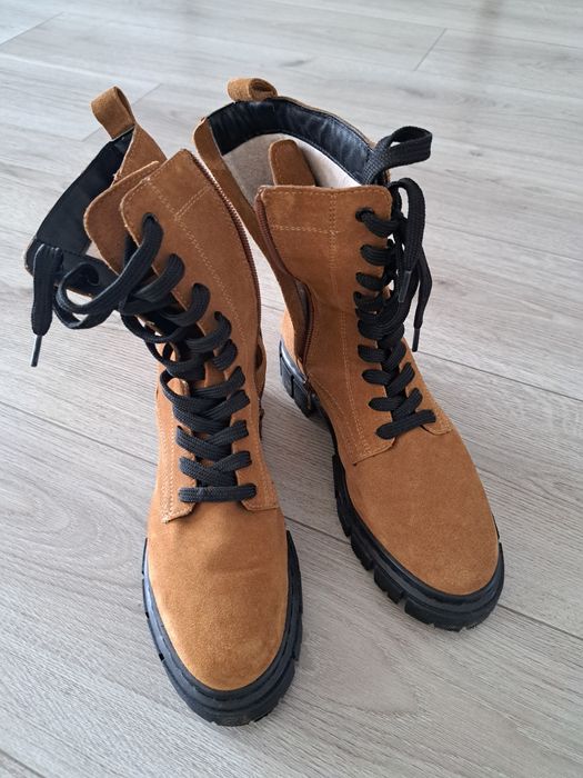 Vând ghete damă S'Oliver din piele