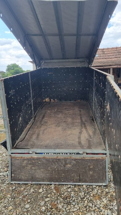Remorcă, 13oo kg