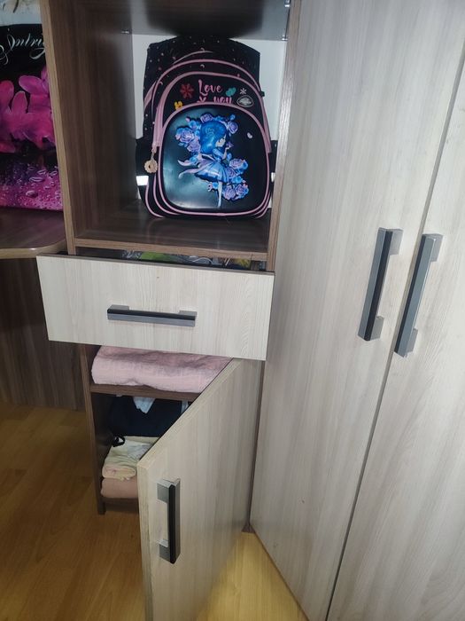 Кроват шкаф стул