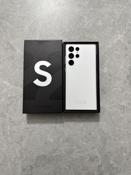 Samsung Galaxy S22 Ultra 8/128GB