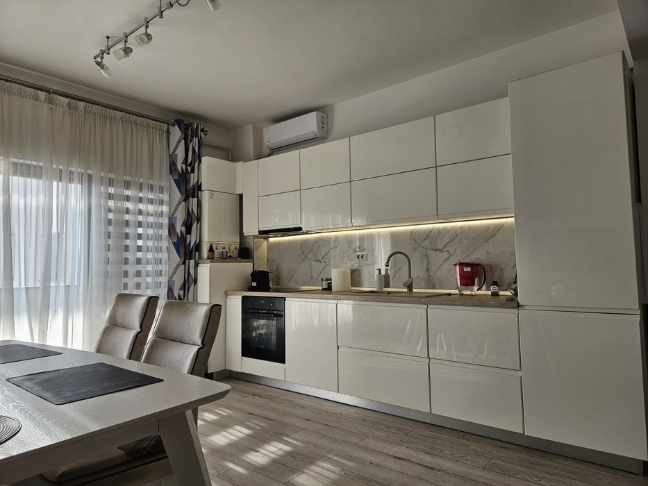 apartament Dem Radulescu, 95 MP, bloc Trattoria, loc parcare