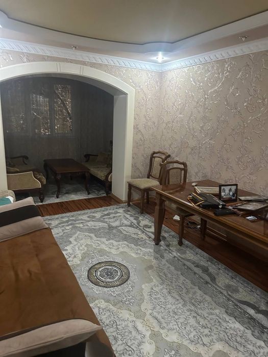 НЕ МАКЛЕР. Квартира своя.3/2/4  Дом кирпичный. Теплый. Соседи отличные