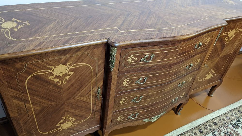 Продаётся шикарный комод с инкрустацией после качественной реставрации
