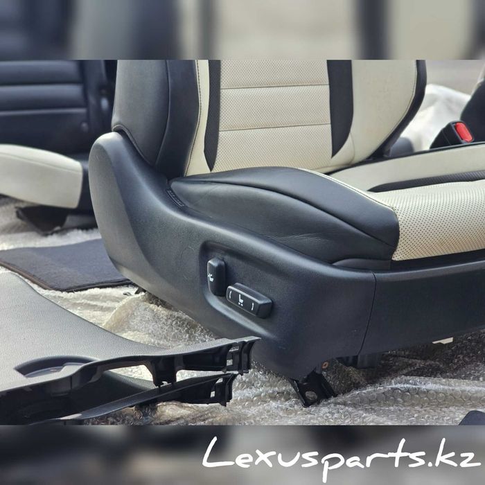 Сидушки Lexus NX F-sport