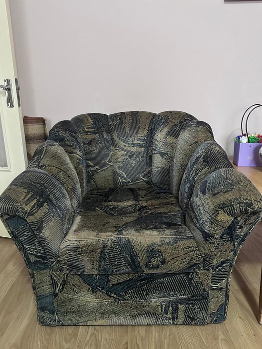 DONEZ doua fotolii plus o canapea extensibila acelasi model