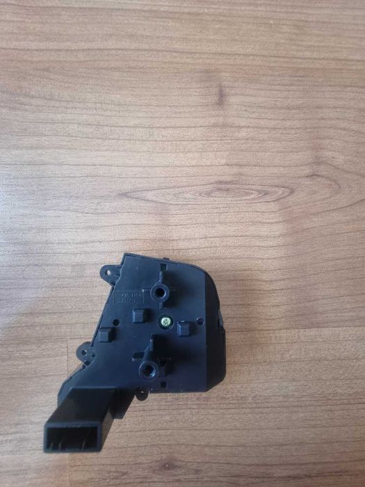 Кнопка на мультируль Хендай акцент солярис