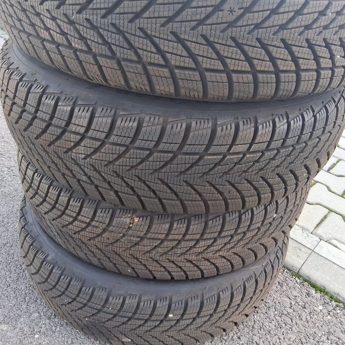 Anvelope de iarna Goodyear 175/65/R17