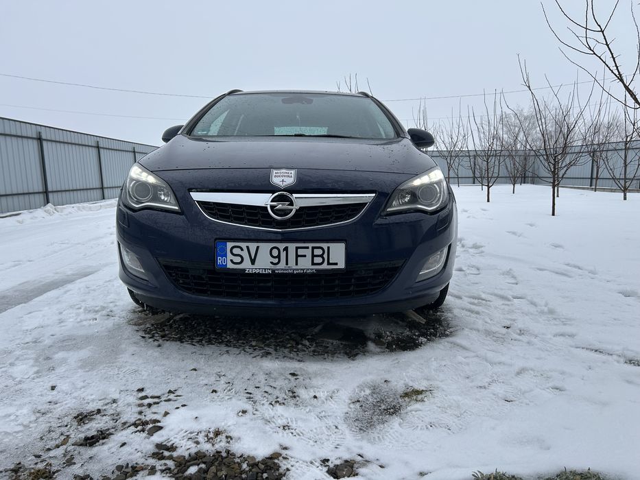 Opel Astra J sport