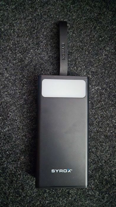 Външна батерия 30 000 mAh