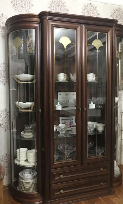 Мебельная горка для зала