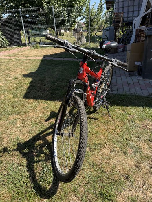 Vand bicicleta noua
