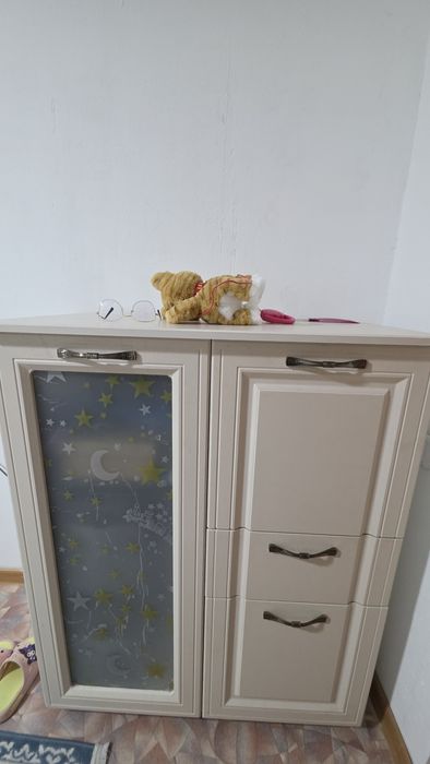 Продам шкаф-тумбу