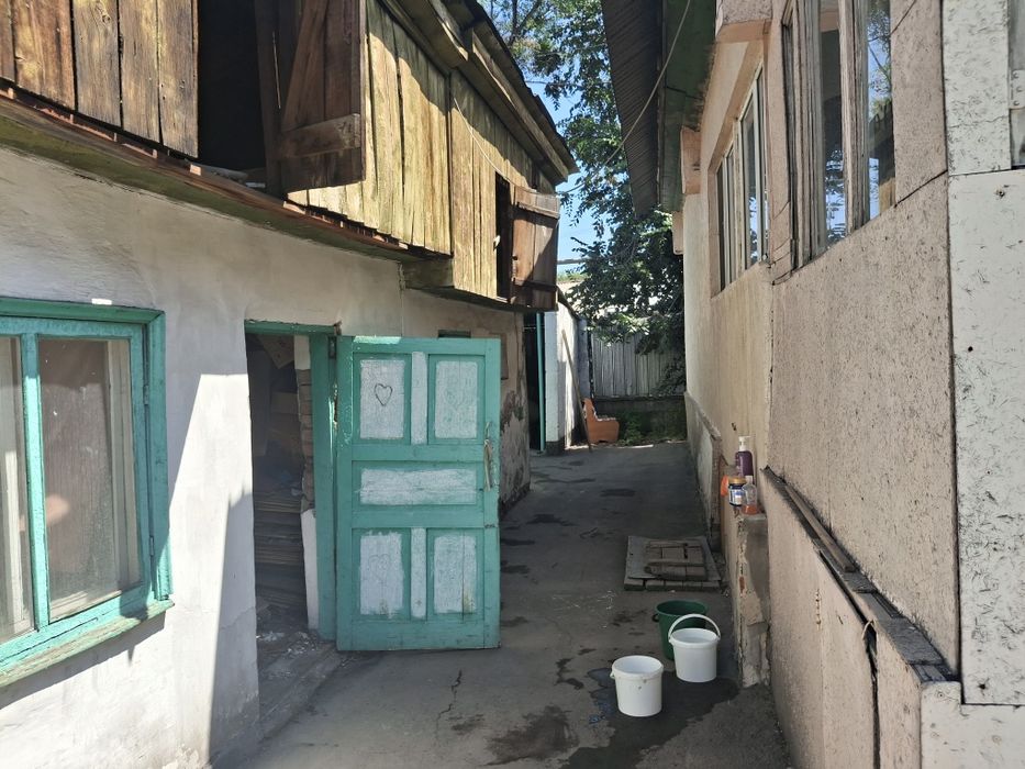 Продаётся дом подбизнес