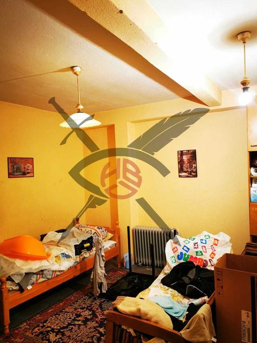 Продава се Къща в Пловдив, Център - 380 кв.м за 790 €/кв.м - Снимка #2