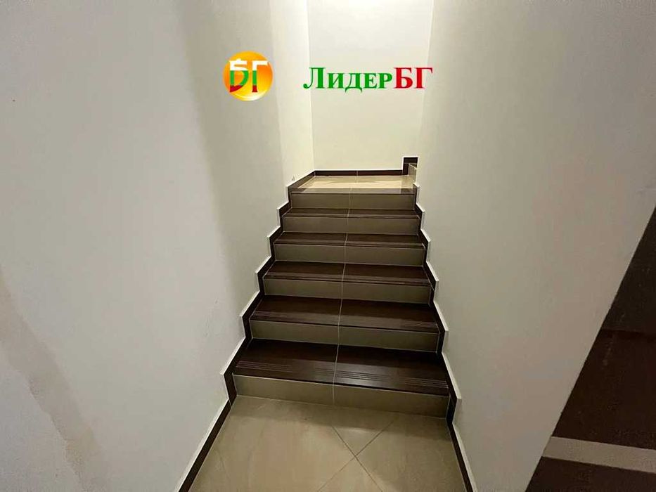 Продава се Тристаен апартамент в Поморие - 74 кв.м за 1487 €/кв.м - Снимка #15