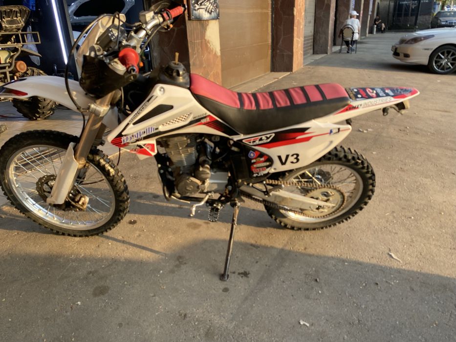 Мотоцикл 250 куб