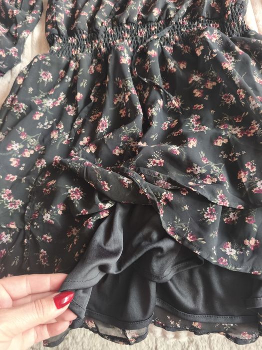 Рокля размер S. House brand