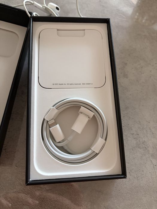 Продам iphone 13 pro 256 гб