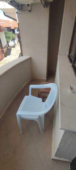 Дава се под наем Тристаен апартамент в Несебър - 90 кв.м за 112.2 € - Снимка #2