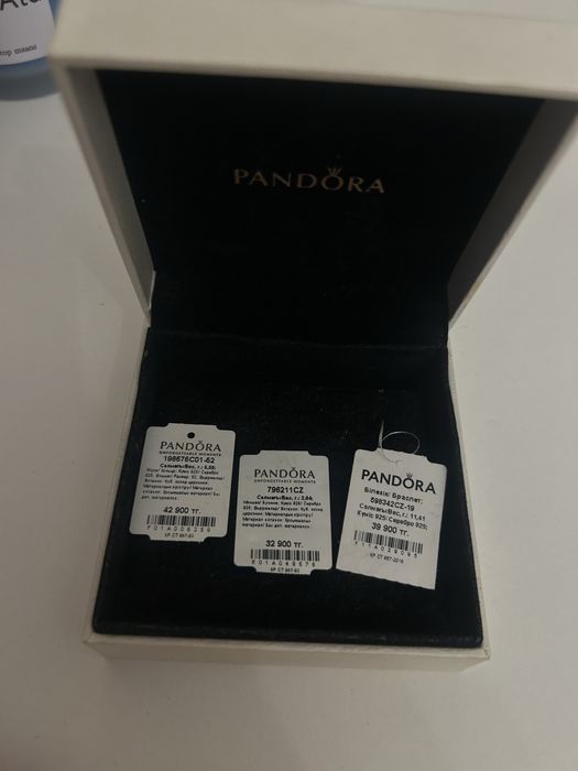 Браслет Pandora с шармами