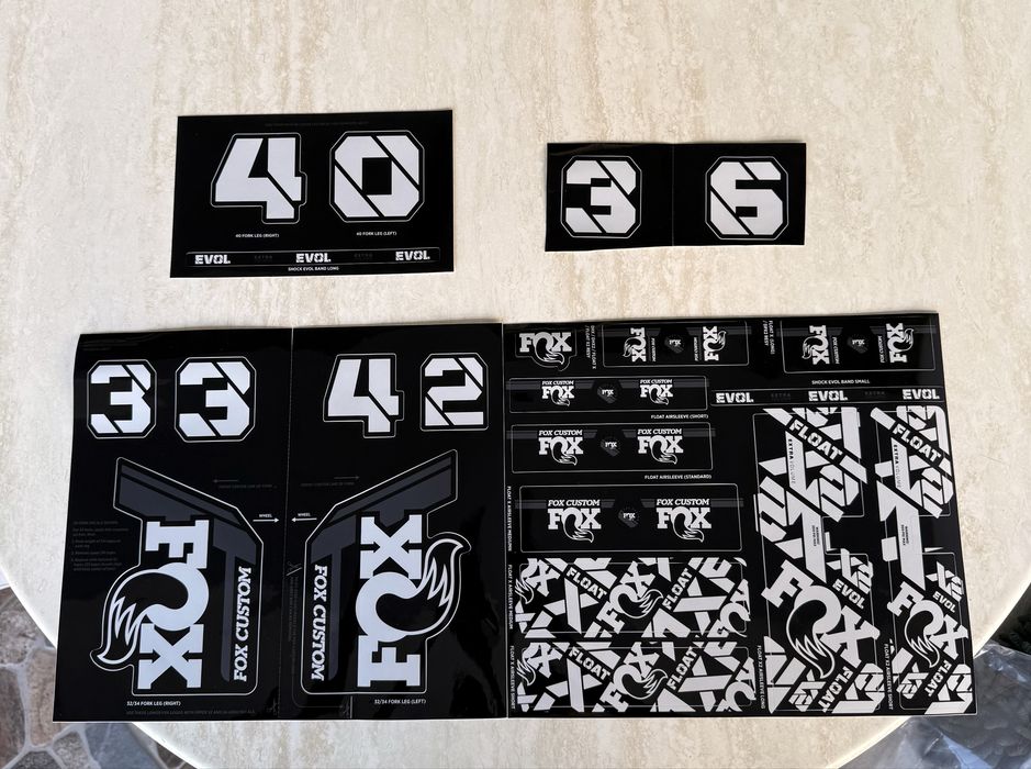 Set stickere FOX Custom 32/34/36/40/DHX/DHX2/FLOAT X/DPX2