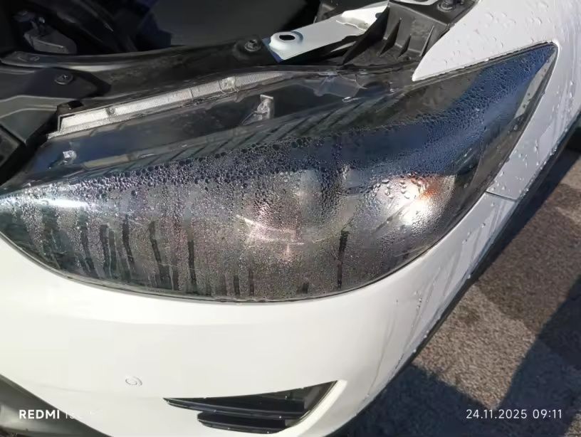 Продавам ляв фар за части на Мазда СХ5 2016 Матрикс лед  адаптивен