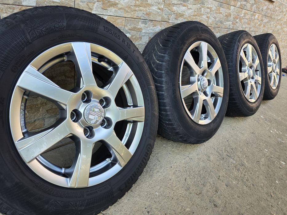Продавам ОРИГИНАЛНИ Джанти+гуми 15 ' цола 5x112 57,1 Audi a4,a6,a8 Pasat 4,5. 6,5J ET45