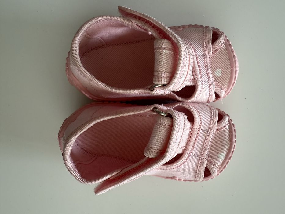 Пантофи Колев и Колев размер 20 + подарък