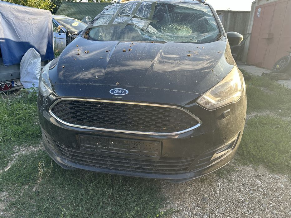 Faruri xenon Ford Grand C-max facelift daylight 2016 far stanga far dreapta