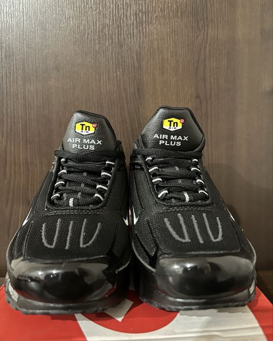 Nike Air Max Plus 3 "Black & Wolf Grey" - 41,42