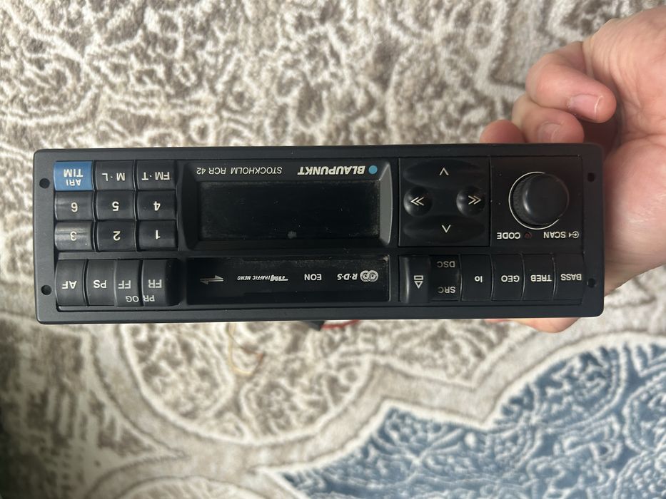 Магнитола на автомобиль