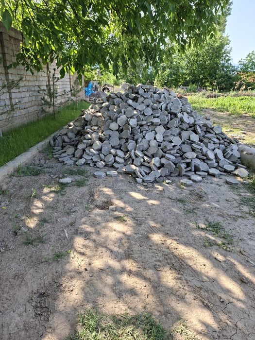 Bruschatka sotiladi