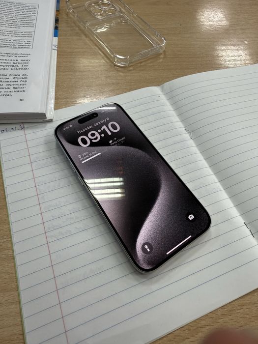 Продам iPhone 15 Pro 256gb White