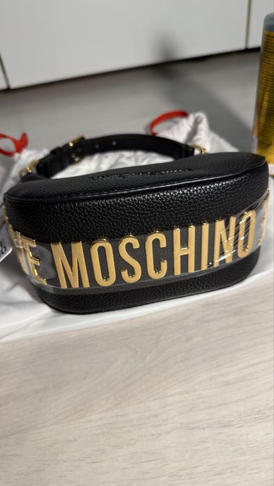 Love Moschino дамска чанта, черна, нова с етикет
