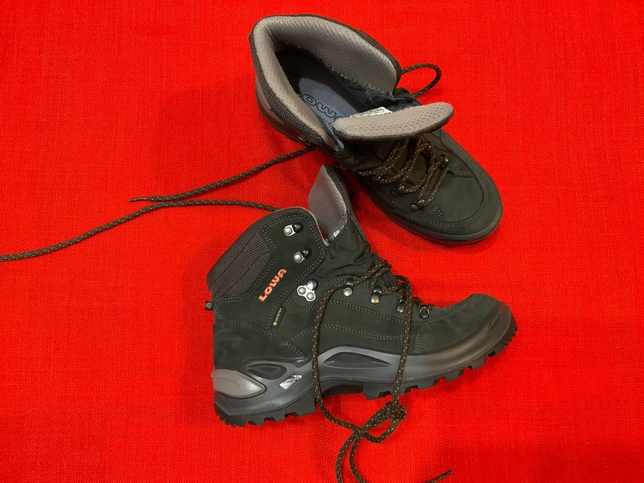 Lowa gore-tex-оригинлни обувки 40 номер