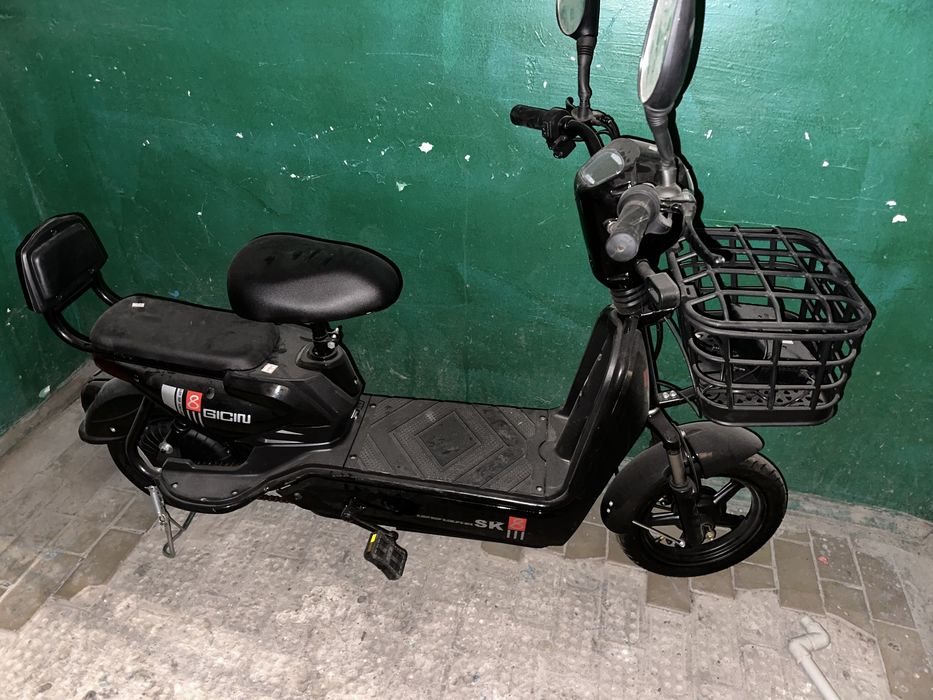 Электроскутер новый