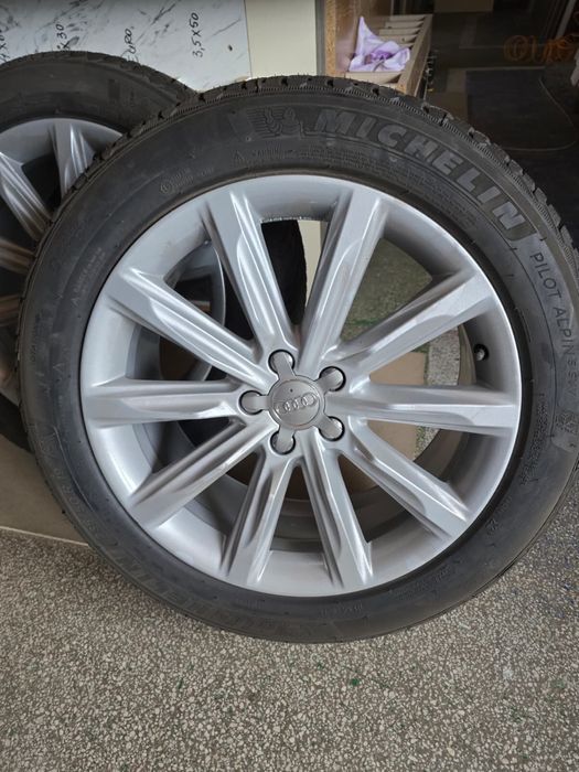 Jante Audi 235/50/19 michelin pilot alpin