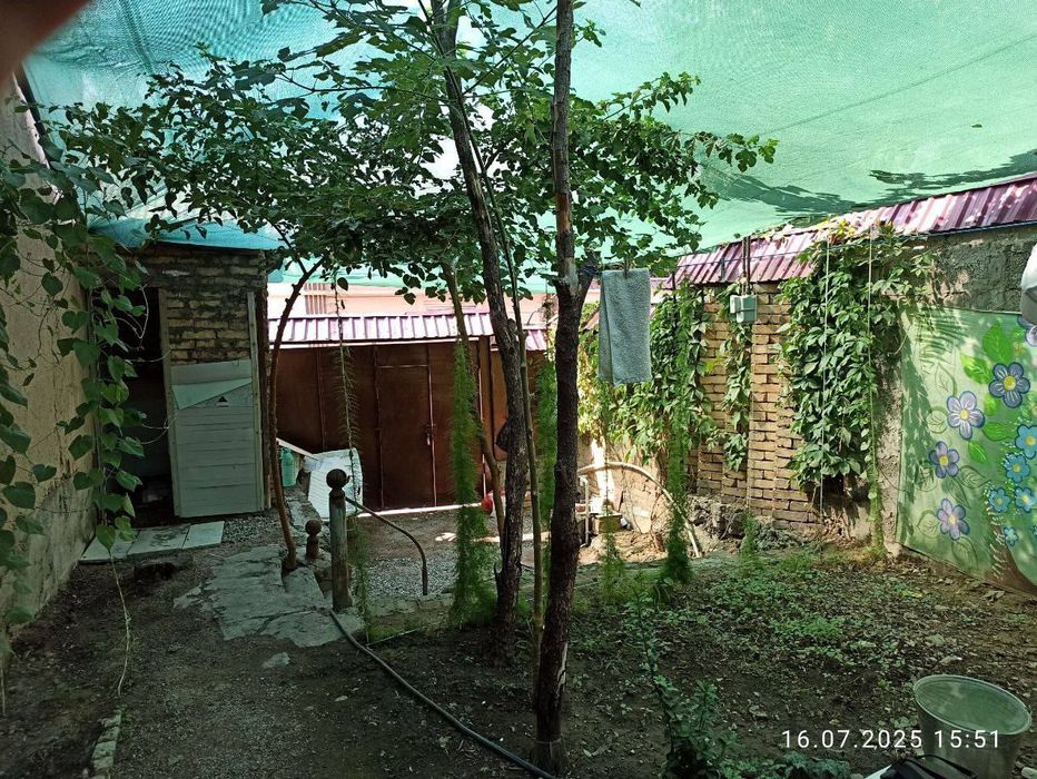 Яккасарайский район 1 сотка дом под снос