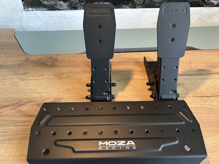 Игровой руль Moza r5 bundle