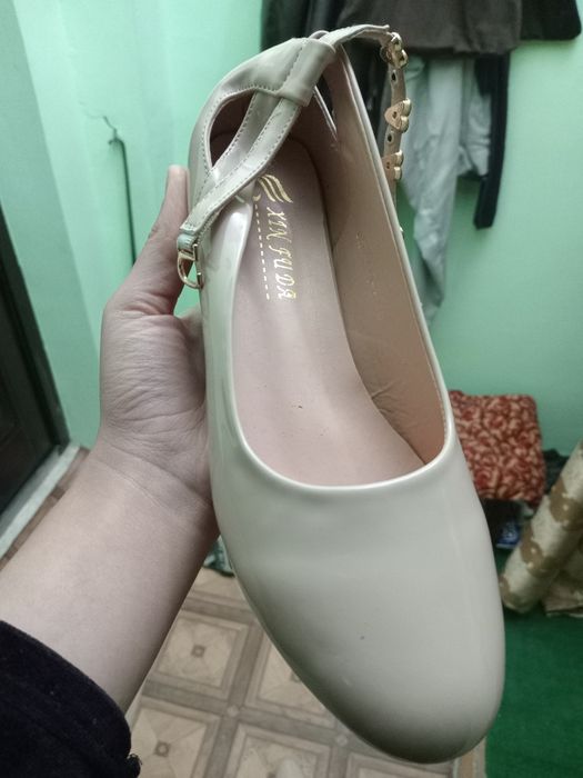 Yangidek holati zòr